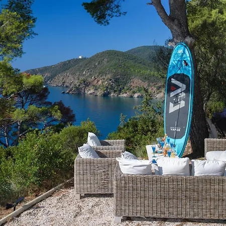Villa 6 Chambres, Vue Sur 180°,plage Privee. Cavalaire-sur-Mer