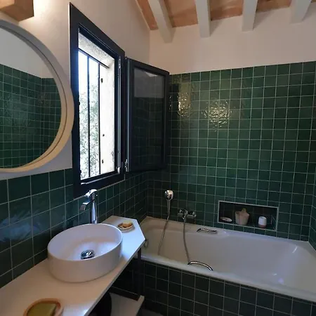 6 Chambres, Vue Sur 180°,plage Privee. Villa