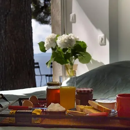 6 Chambres, Vue Sur 180°,plage Privee. *